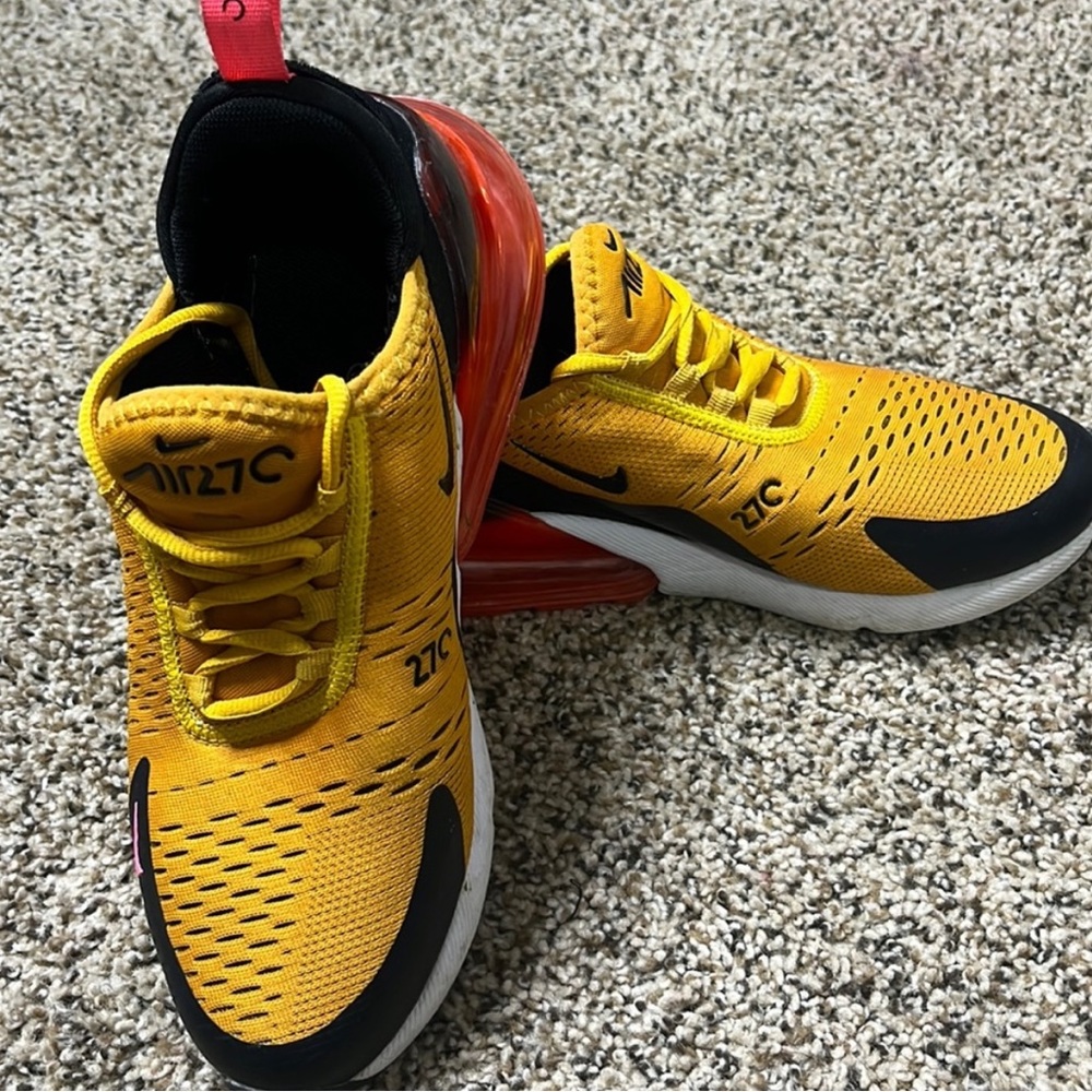 NIKE 270 Airmax